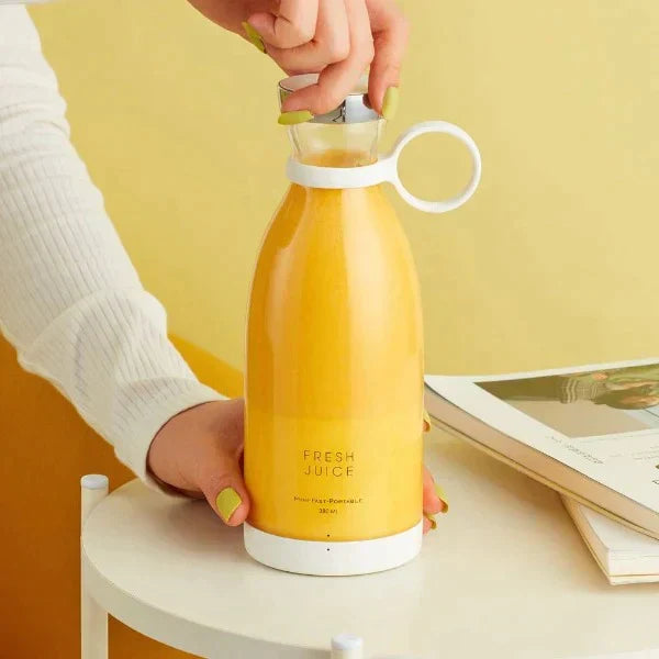 Portable juicer blender